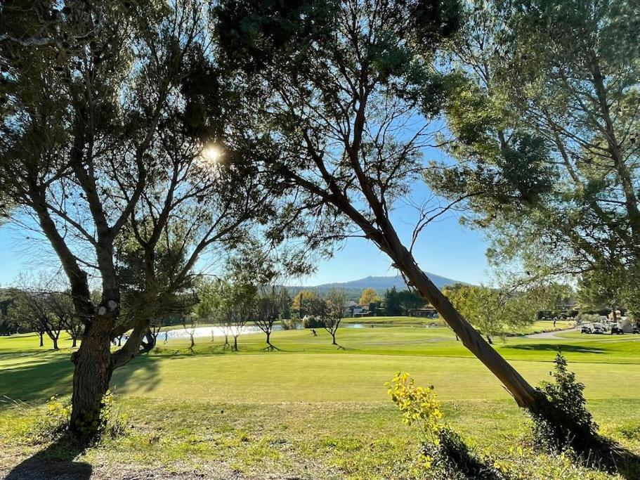 Appartement Golf De Pont Royal Mallemort Esterno foto