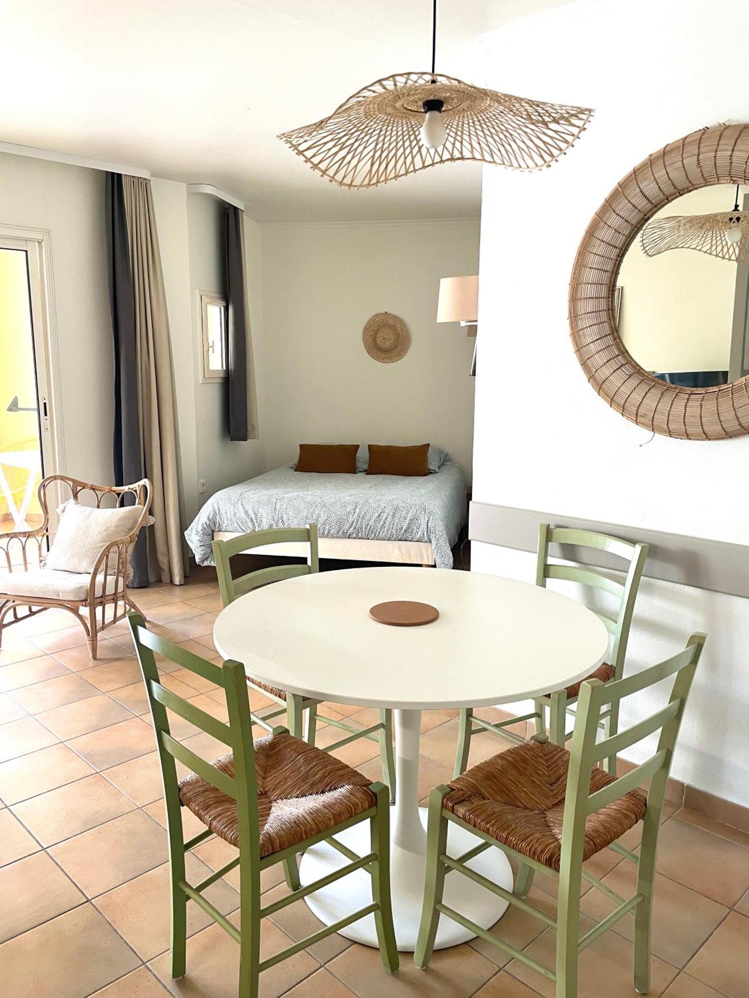 Appartement Golf De Pont Royal Mallemort Esterno foto